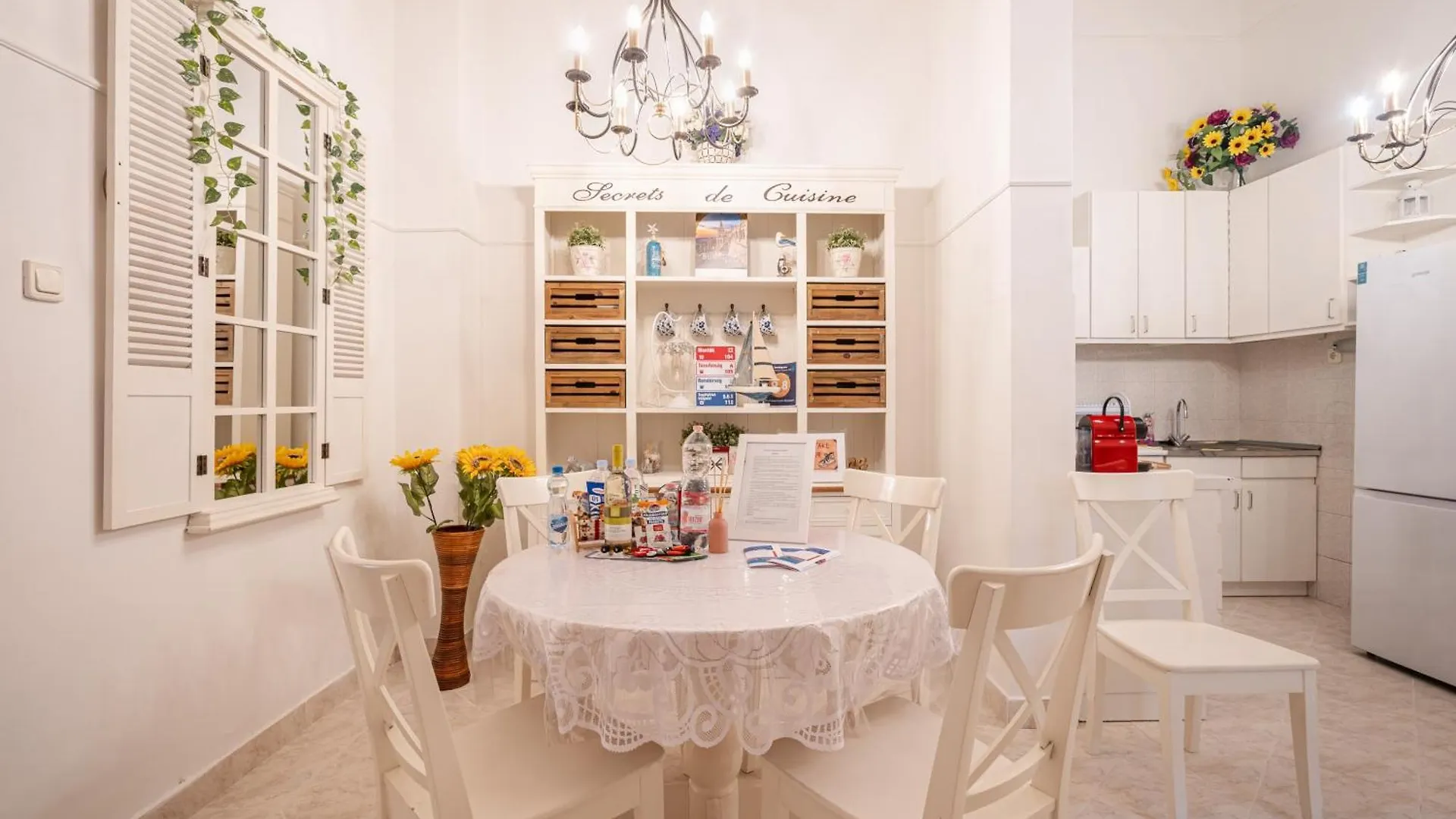 Red Romance Apartment Budapest 0*,  Hungary